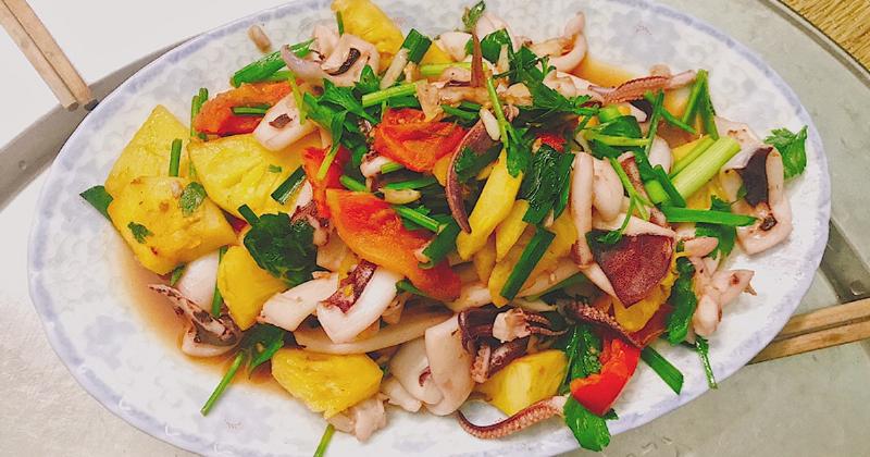 Hình ảnh minh họa các thành phần dinh dưỡng có trong mực dứa và cà chua